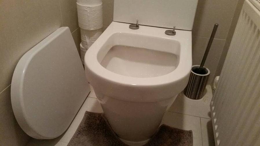 Als de bouten van de toiletbril breken of weigeren vast te draaien