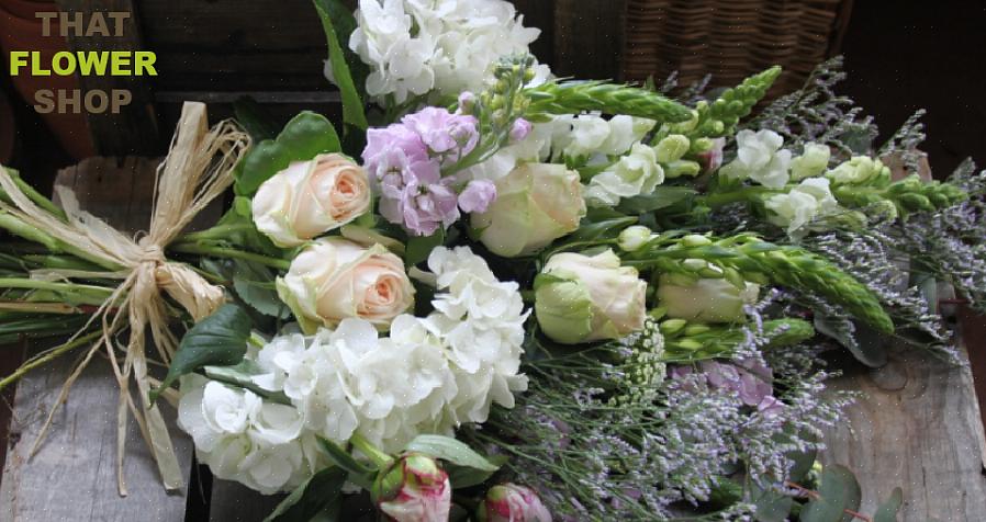 Het is nooit te vroeg of te laat om bloemen naar het huis van de gezinsleden te sturen