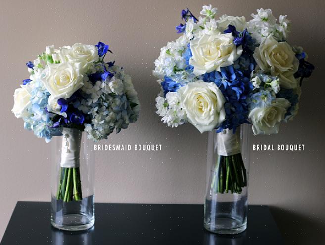 Blauwe bruiloft Lentebloemen