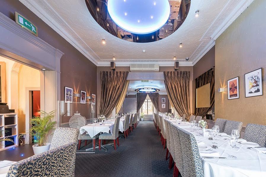 De meeste leuke restaurants geven echter de voorkeur aan of hebben zelfs reserveringen nodig voor speciale
