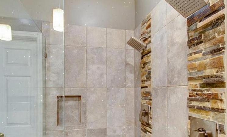 Je kunt natuursteen zeker gebruiken in de douche