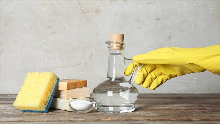 Als u probeert een roomkaasvlek uit de bekleding te verwijderen