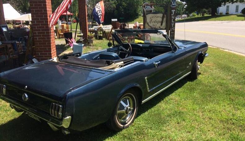 De Historic National Road Yard Sale Days worden vaak aangeduid met verschillende andere namen