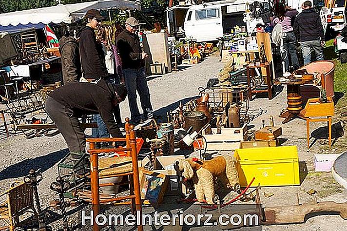De 31W Treasure Hunt / Yard Sale wordt jaarlijks gehouden in het tweede weekend van september