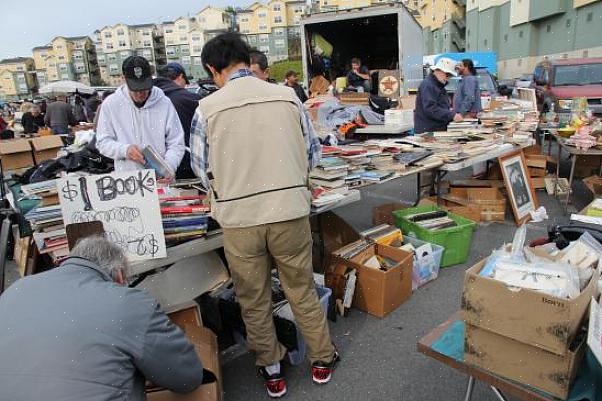In de wijk Bernal Heights in San Francisco wordt elke zondag de vlooienmarkt Alemany gehouden