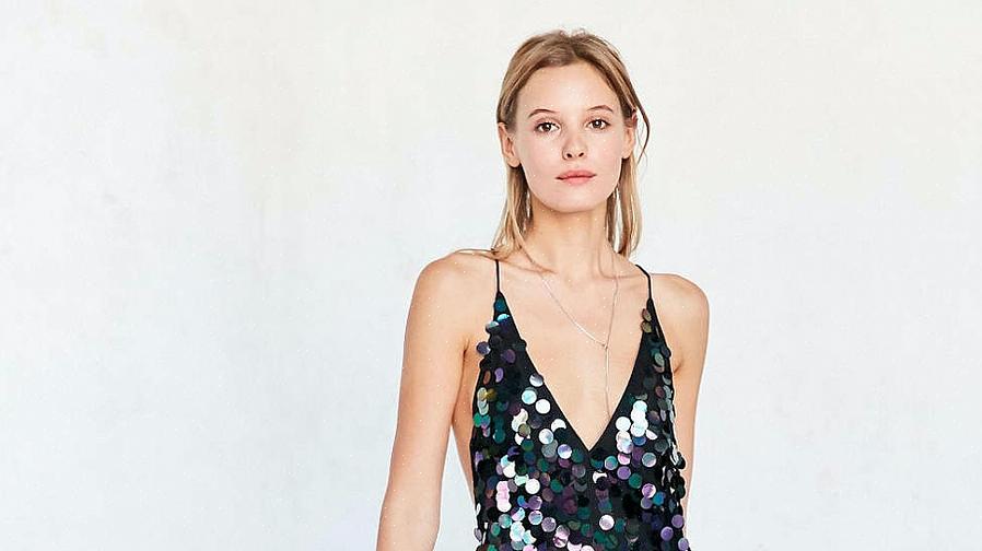 Gebruik geen stomerijset voor thuis in uw droger om kleding met lovertjes te reinigen