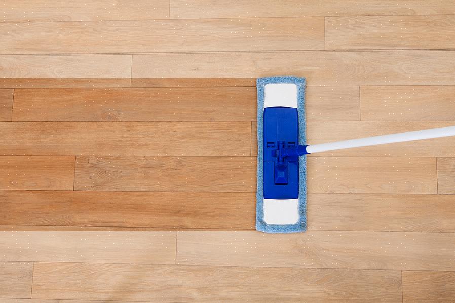 Vanille-extractvlekken verwijderen uit kleding die alleen droog is