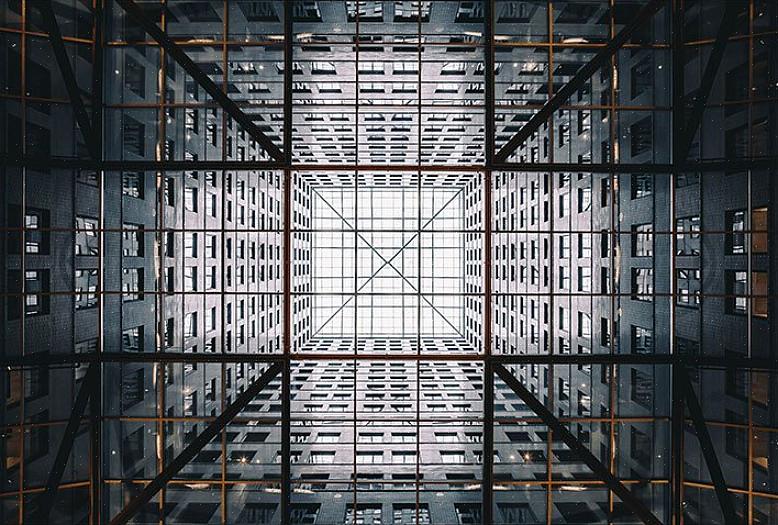 De eerste industriële gebouwen werden gebouwd in de 18e eeuw tijdens de eerste industriële revolutie