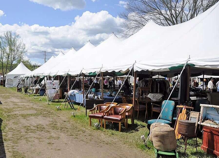Geniet van drie Brimfield Antique and Flea Market-shows per jaar in mei