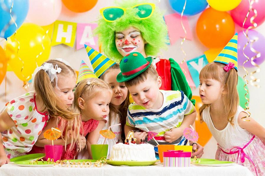 Haar feestplan met mij voor een fantastisch verjaardagsfeestje dat ze organiseerde voor haar 20-jarige