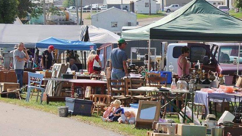 Van november tot maart houdt Scott Antique Markets maandelijks antiekbeurzen in Columbus