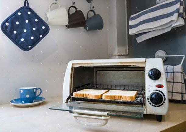 Hoe vaak een broodrooster of broodroosteroven moet worden schoongemaakt
