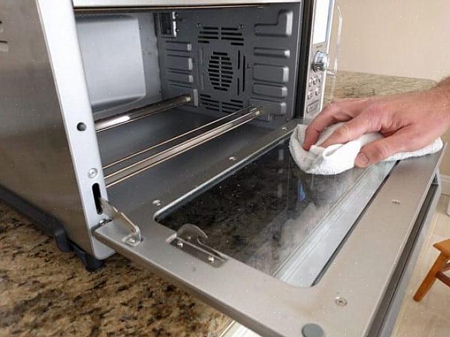 Hoe een broodroosteroven schoon te maken