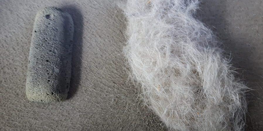 Haal de kleding uit de droger