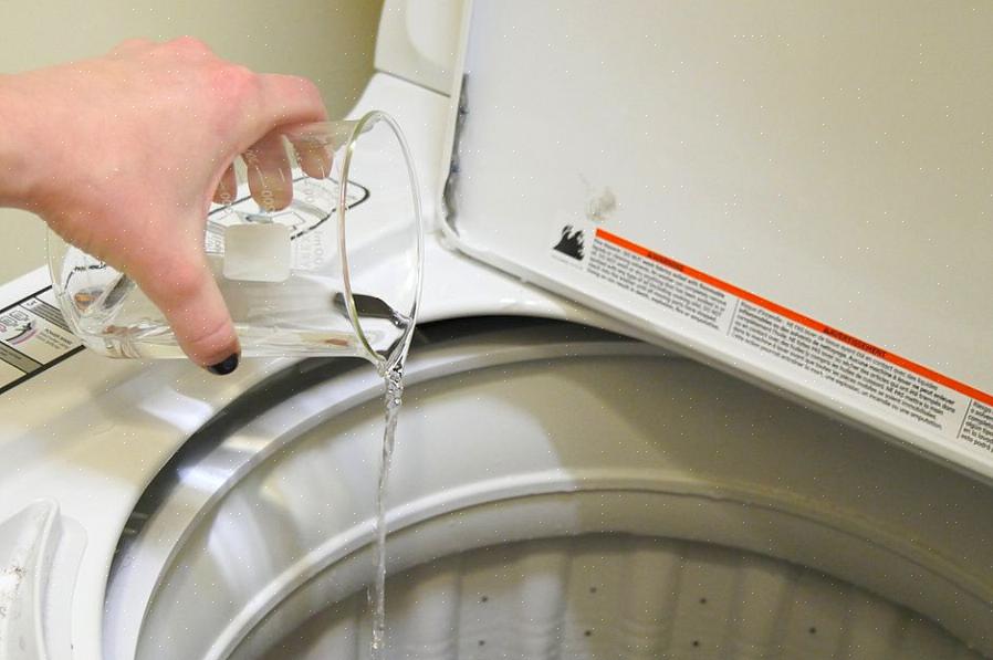 U kunt de kleur van uw donkere kleding beschermen
