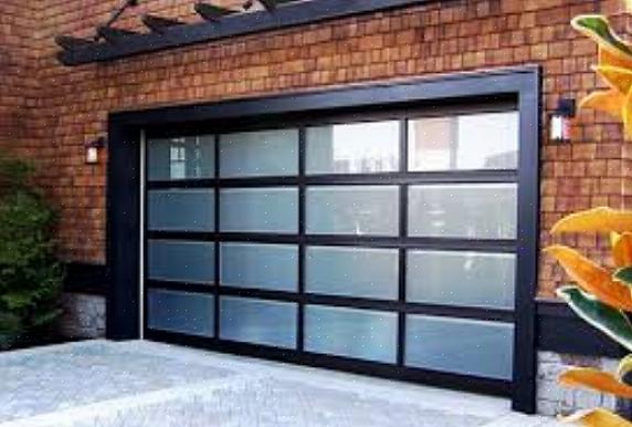 Als uw garagedeuropener goed werkt met de huidige garagedeur