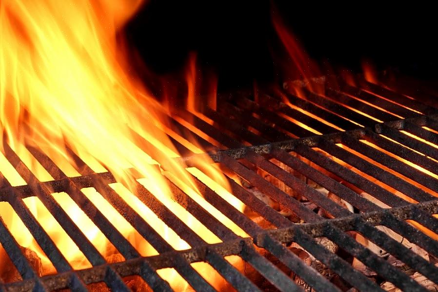 Voordat u een nieuwe gietijzeren grill gebruikt