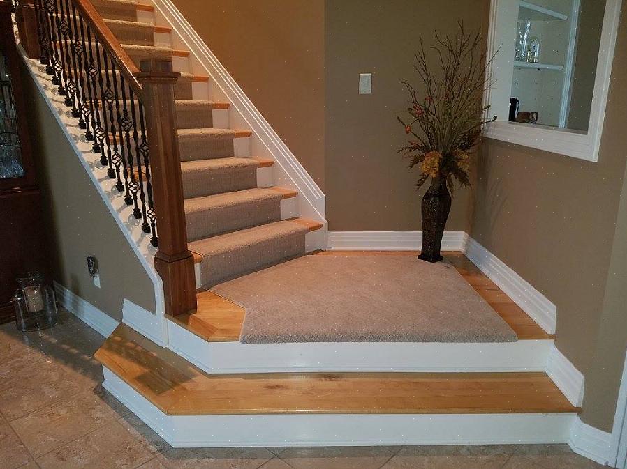 Voor trappen van circa 3 meter breed raden we een loperbreedte van 69 cm aan