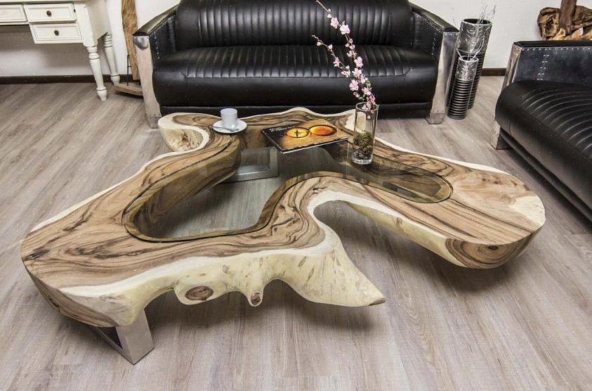 Moet u het blad van uw salontafel beschermen met vernis