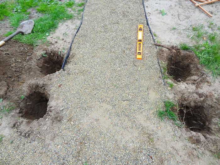 Het bouwen van dit prieel wordt vereenvoudigd als u vijf stappen in het bouwproces in gedachten houdt