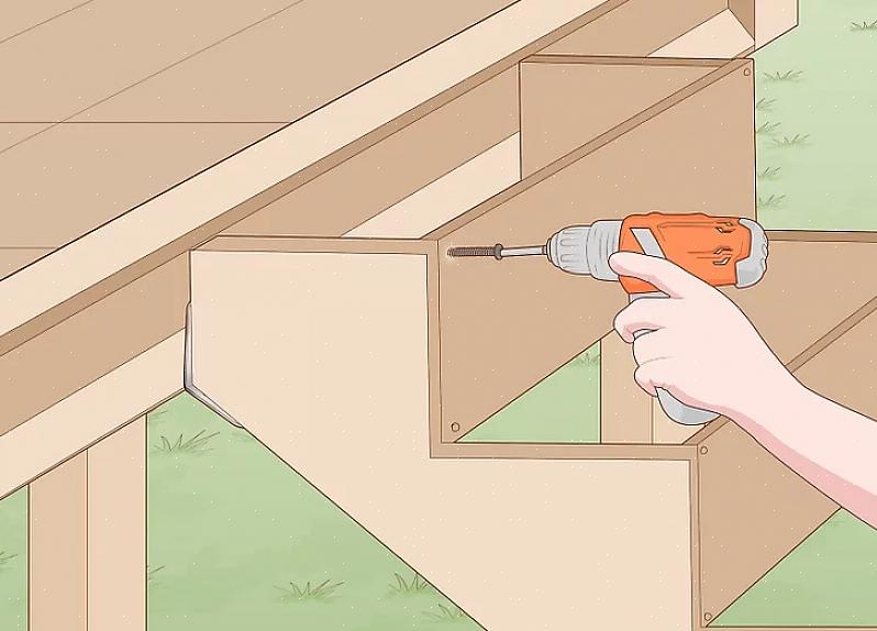 Raadpleeg uw dekplannen wanneer u de positie van het grootboekbord op het huis schetst