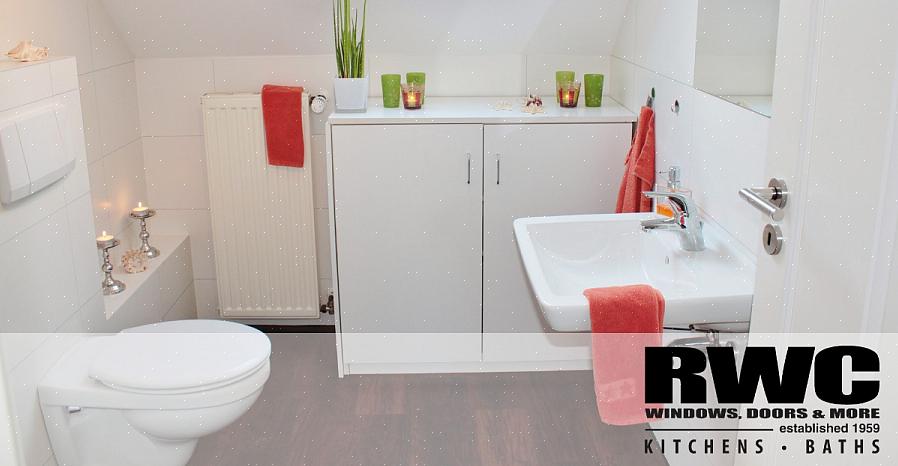 Om een kleine badkamer groter te laten lijken