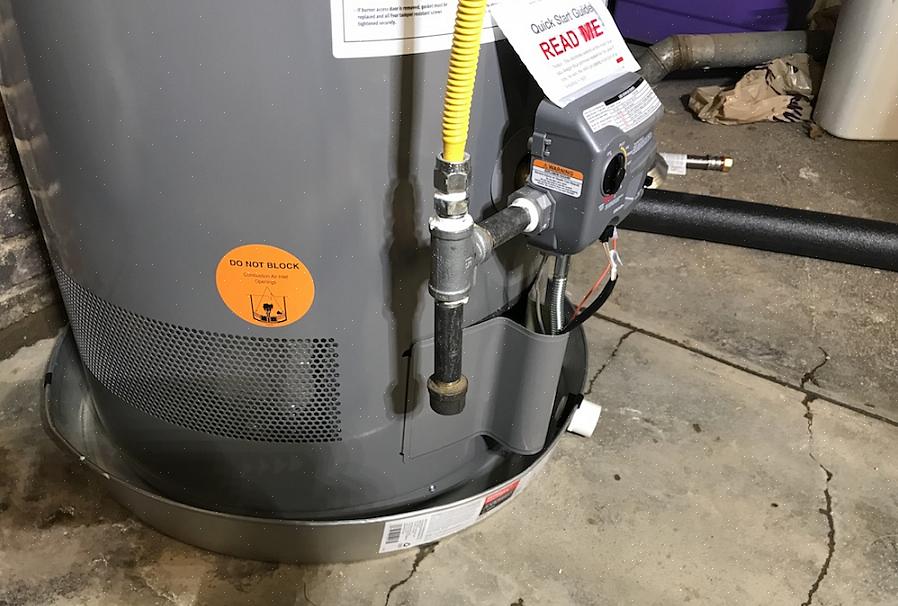 Een expansievat wordt doorgaans direct boven de boiler geïnstalleerd door middel van een T-stuk