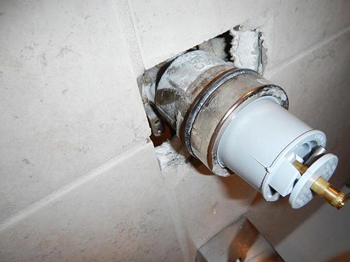 Andere waterbestendige gipsplaten op zeer natte plaatsen worden gebruikt