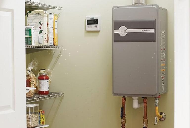 Het verschil tussen de temperatuur van het warme water dat de verwarmer verlaat
